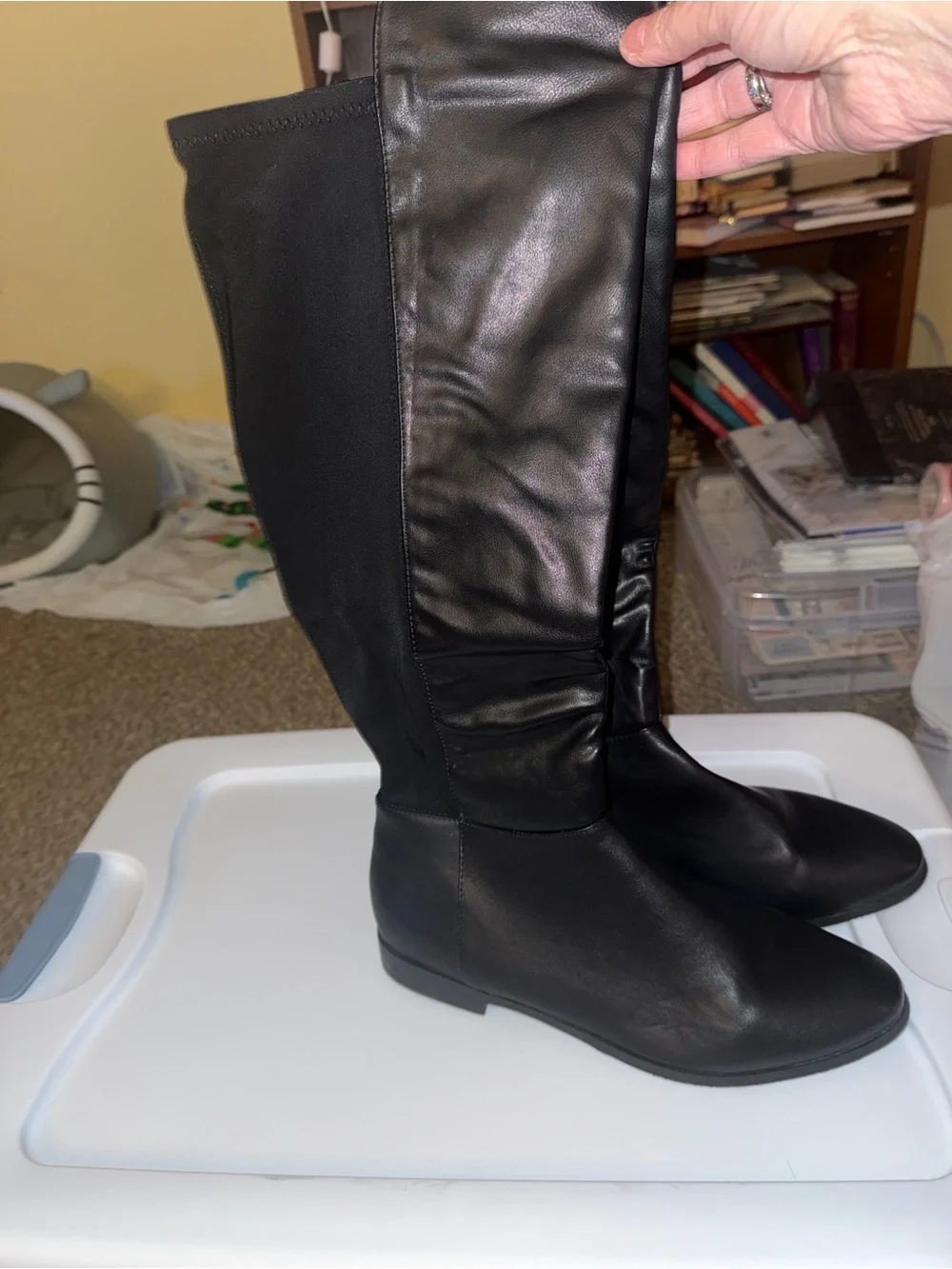 Black Women's Knee-High Casual Boots size 11 W